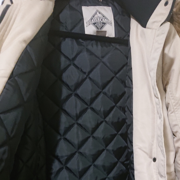 ***SOLD***Beaver Canoe Super Ling Parka - Picture 3 of 7